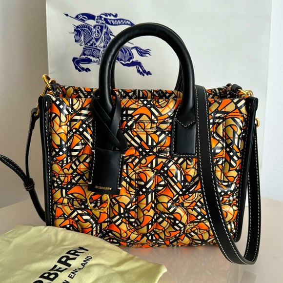 Burberry Handbags - BURBERRY *NEW* TB Monogram HandBag with Crossbody Strap & Dust Bag